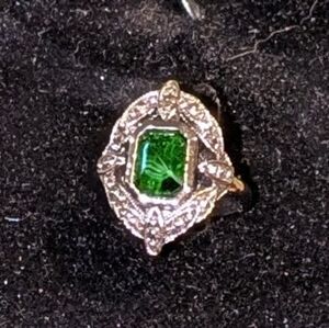 AVON Vintage Art Deco Style Faux Malachite Ring with Faux Marcasite Size  7
